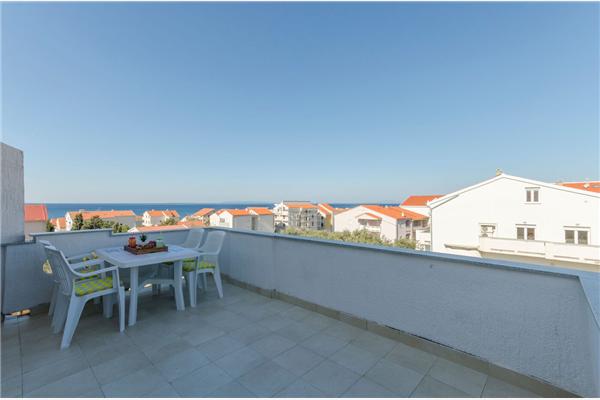 Apartment A11, for 5 persons