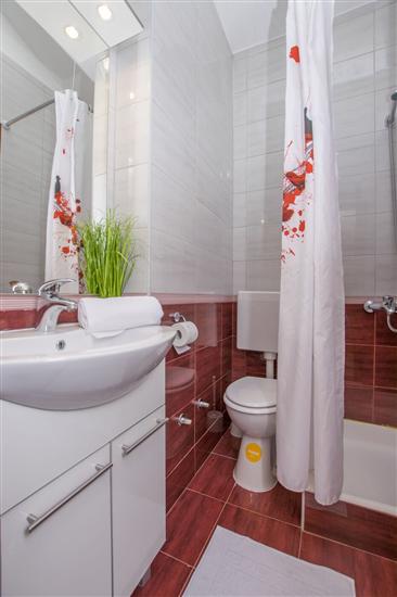 Apartment A11, for 5 persons