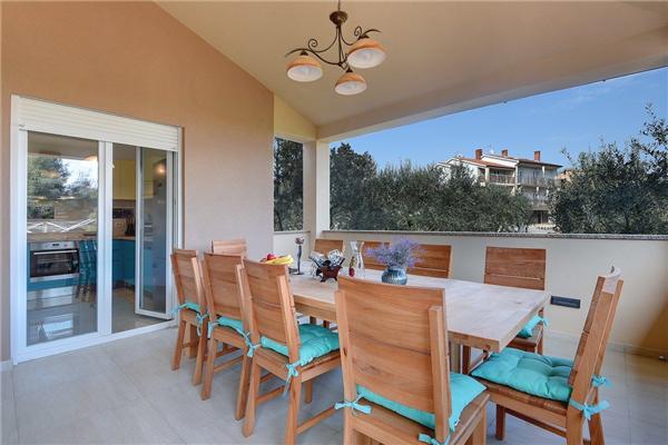 House K1, for 10 persons