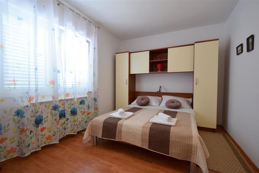 Apartment A1, for 3 persons