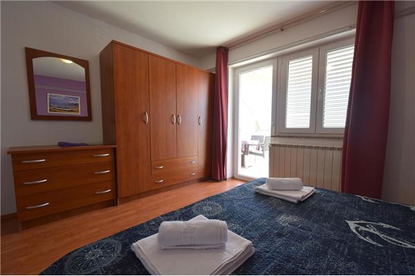 Apartment A2, for 3 persons