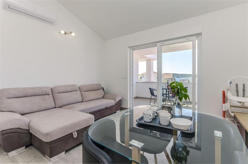 Apartment A2, for 4 persons