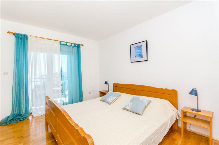 Apartment A2, for 3 persons