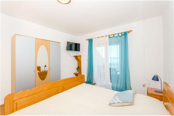 Apartment A2, for 3 persons