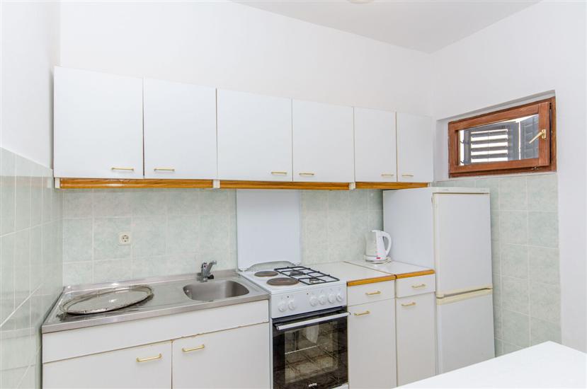 Apartment A1, for 5 persons