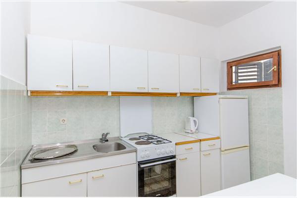 Apartment A1, for 5 persons