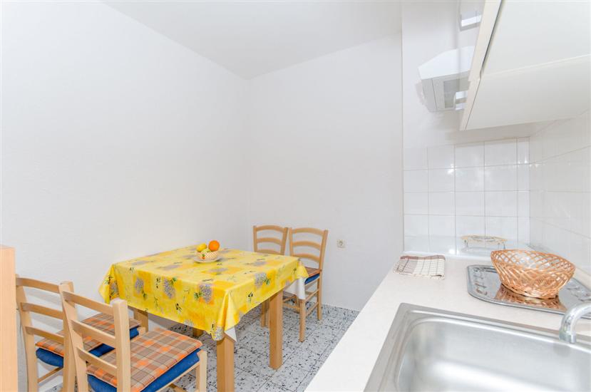 Apartment A1, for 3 persons