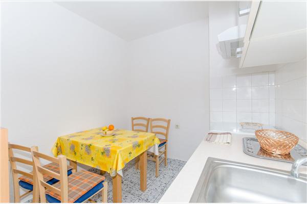 Apartment A1, for 3 persons