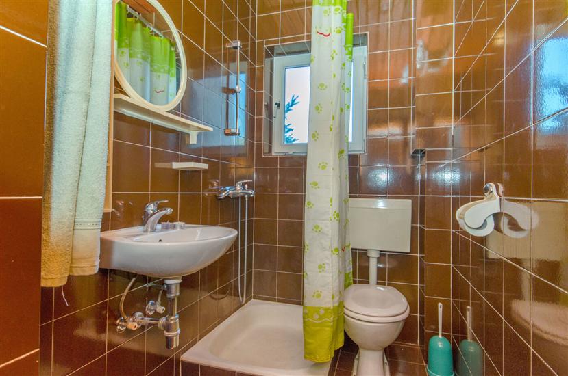 Room S1, for 2 persons