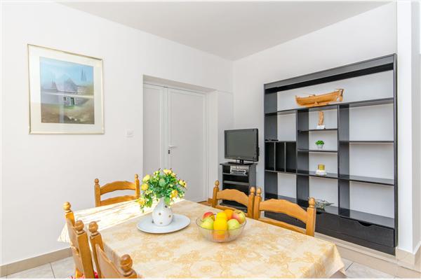 Apartment A2, for 7 persons
