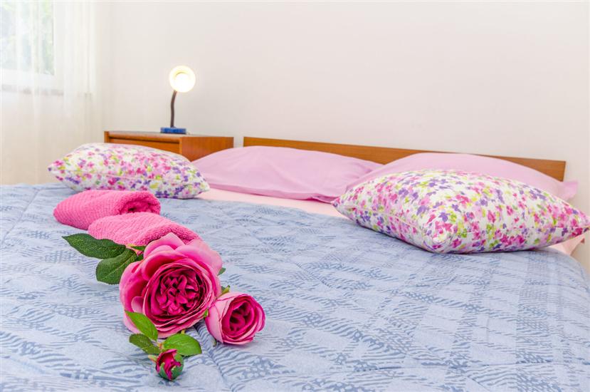 Apartment A2, for 7 persons