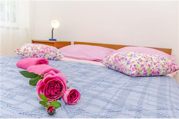 Apartment A2, for 7 persons