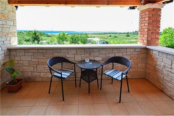 House K1, for 8 persons