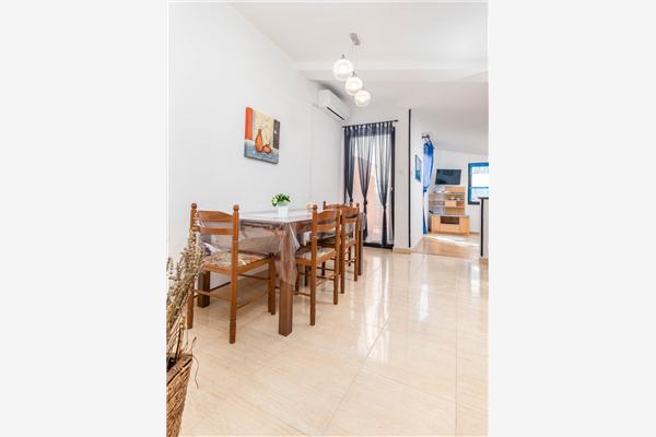 Apartment A1, for 3 persons