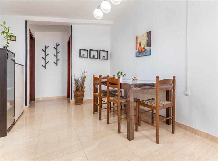 Apartment A1, for 3 persons