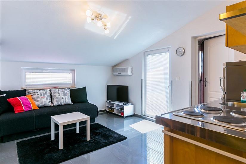 Apartment A2, for 5 persons