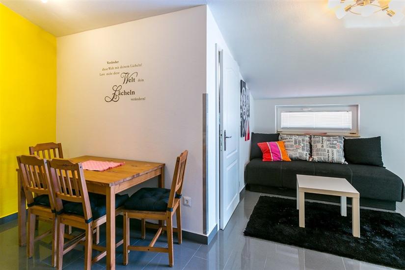 Apartment A2, for 5 persons