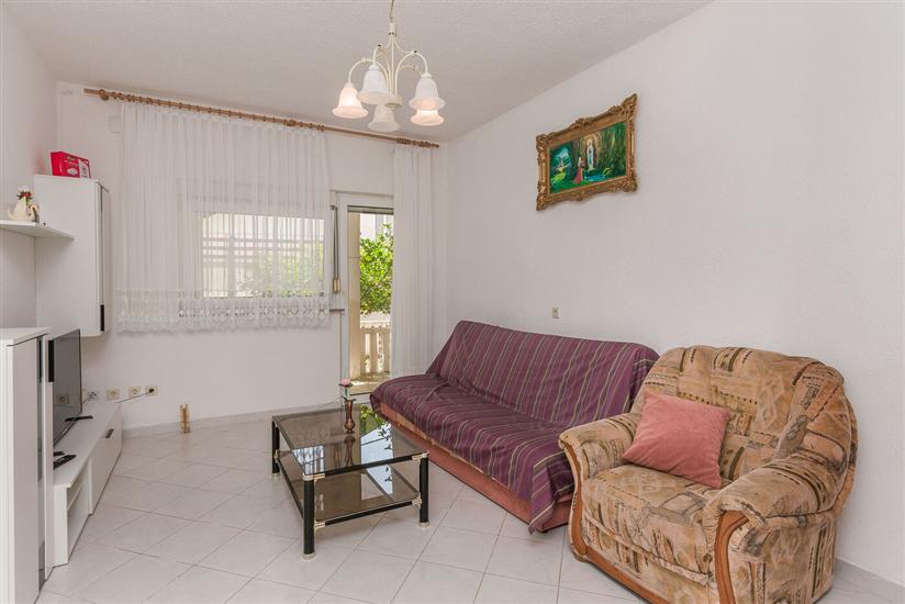 Apartment A5, for 5 persons