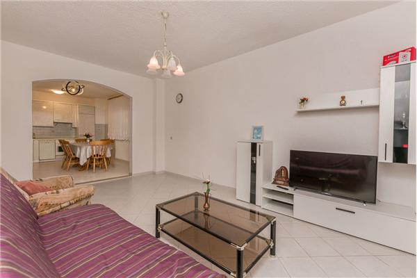 Apartment A5, for 5 persons