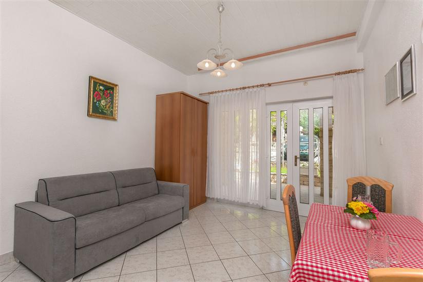 Apartment A4, for 4 persons