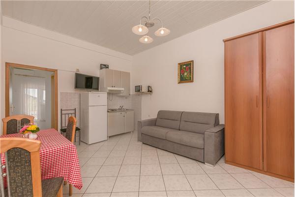 Apartment A4, for 4 persons