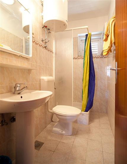 Apartment A3, for 6 persons