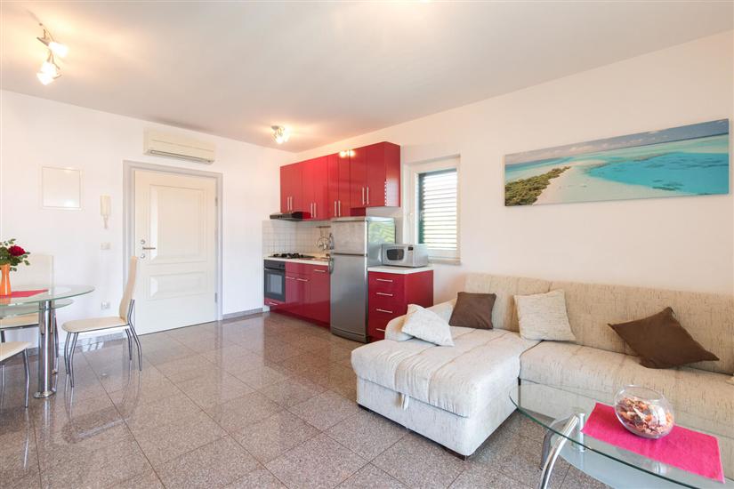 House A1, for 10 persons