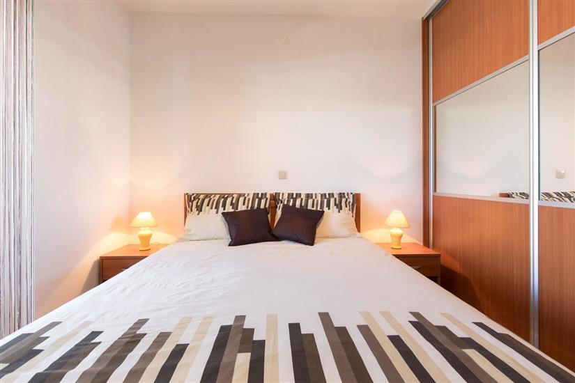 House A1, for 10 persons