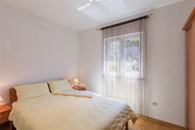 House A1, for 10 persons