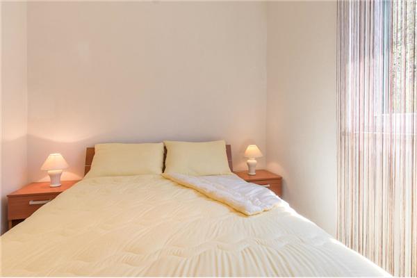 House A1, for 10 persons