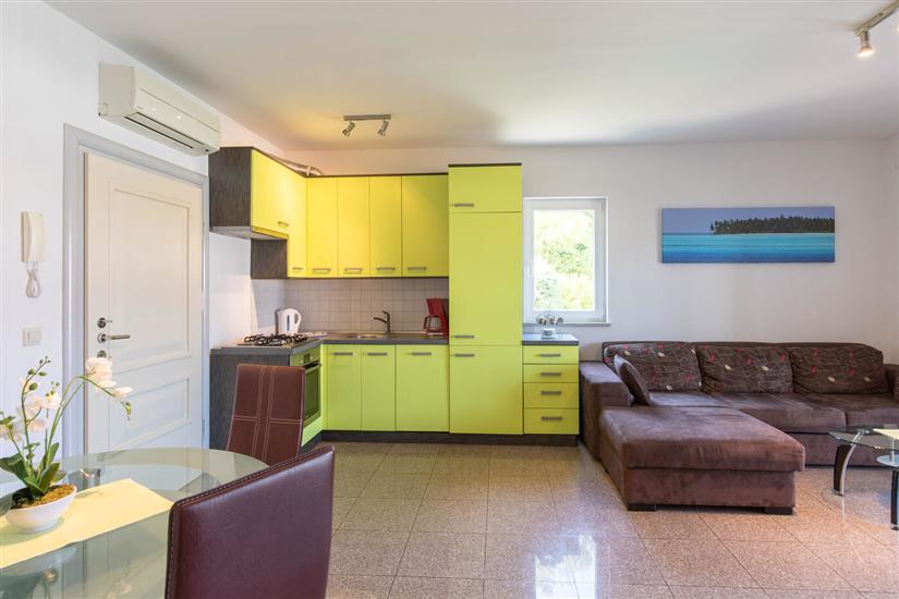 House A1, for 10 persons