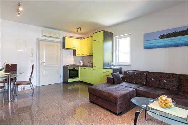 House A1, for 10 persons