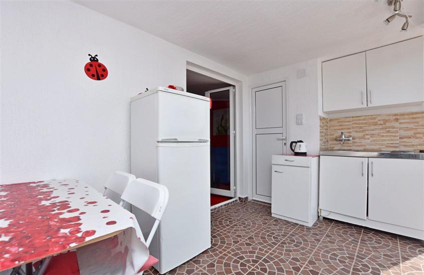 Apartment A1, for 6 persons