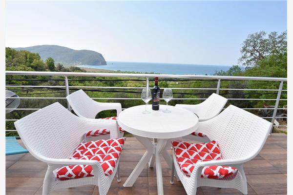 Apartment A1, for 6 persons