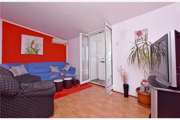 Apartment A1, for 6 persons