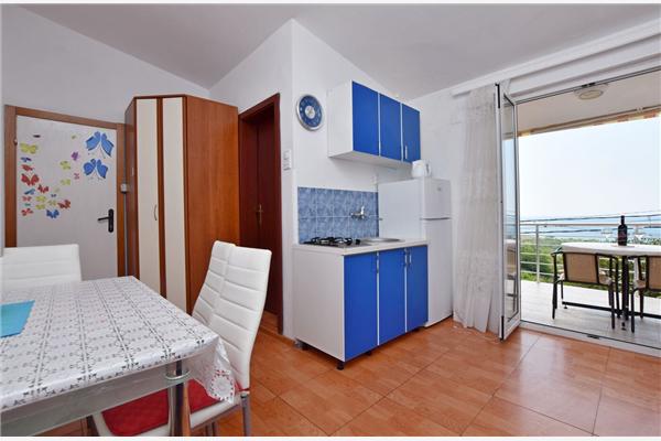 Apartment A2, for 6 persons