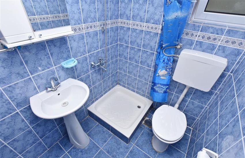 Apartment A3, for 5 persons