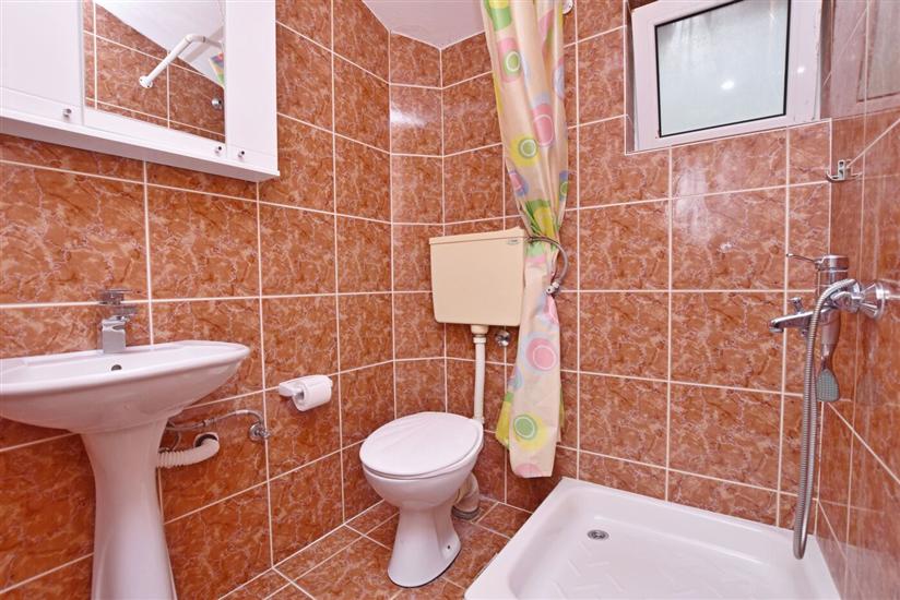 Apartment A4, for 3 persons