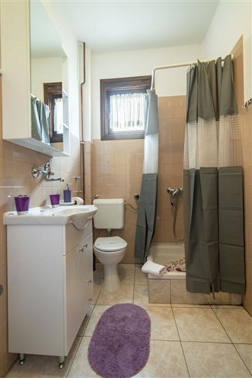 Room S1, for 5 persons