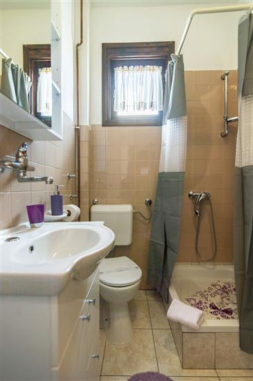 Room S1, for 5 persons