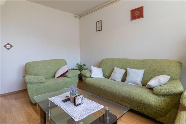 House K1, for 8 persons