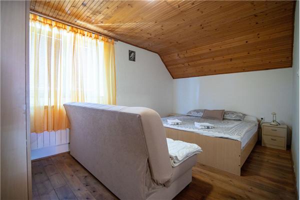 House K1, for 8 persons