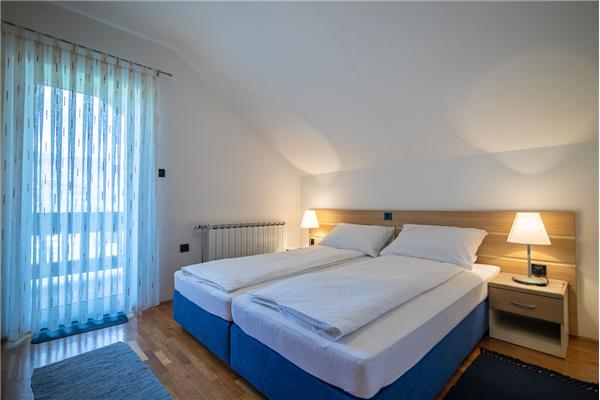 Apartment A1, for 5 persons