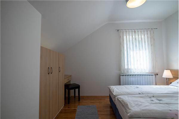 Apartment A1, for 5 persons