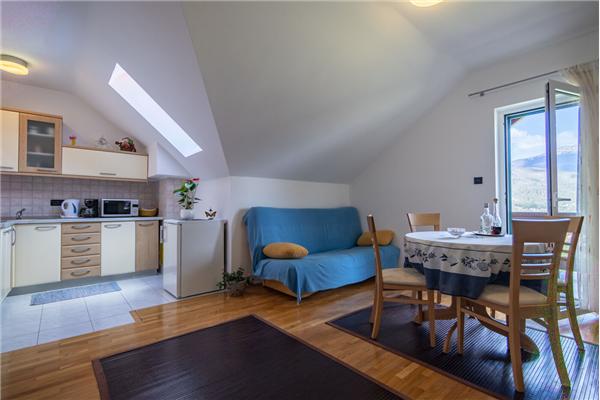 Apartment A1, for 5 persons