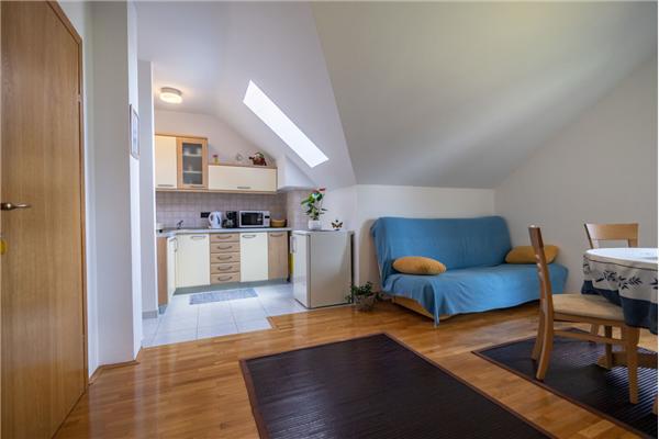 Apartment A1, for 5 persons