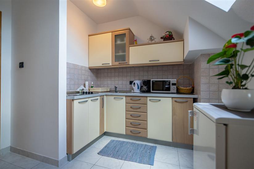 Apartment A1, for 5 persons