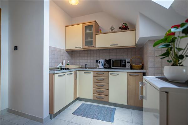 Apartment A1, for 5 persons