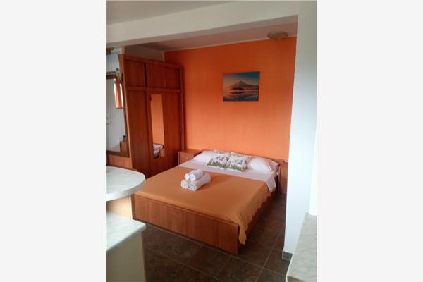 Apartment A1, for 2 persons