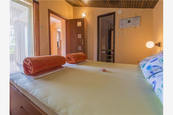 Apartment A3, for 5 persons